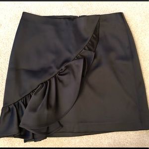 H&M Black Ruffle Front Back Zipper Shiny Satin Bow Short Skirt Size 10 New